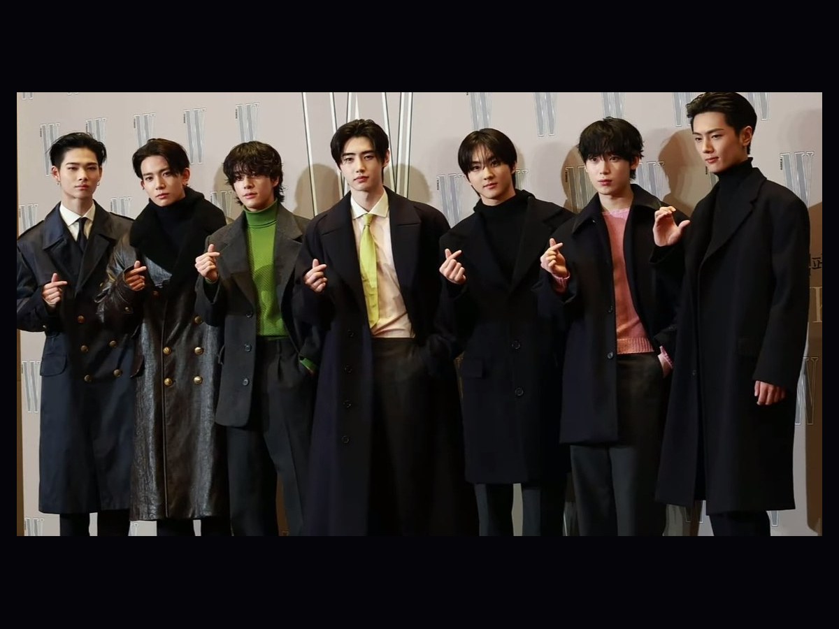 ENHYPEN members together in 2024.