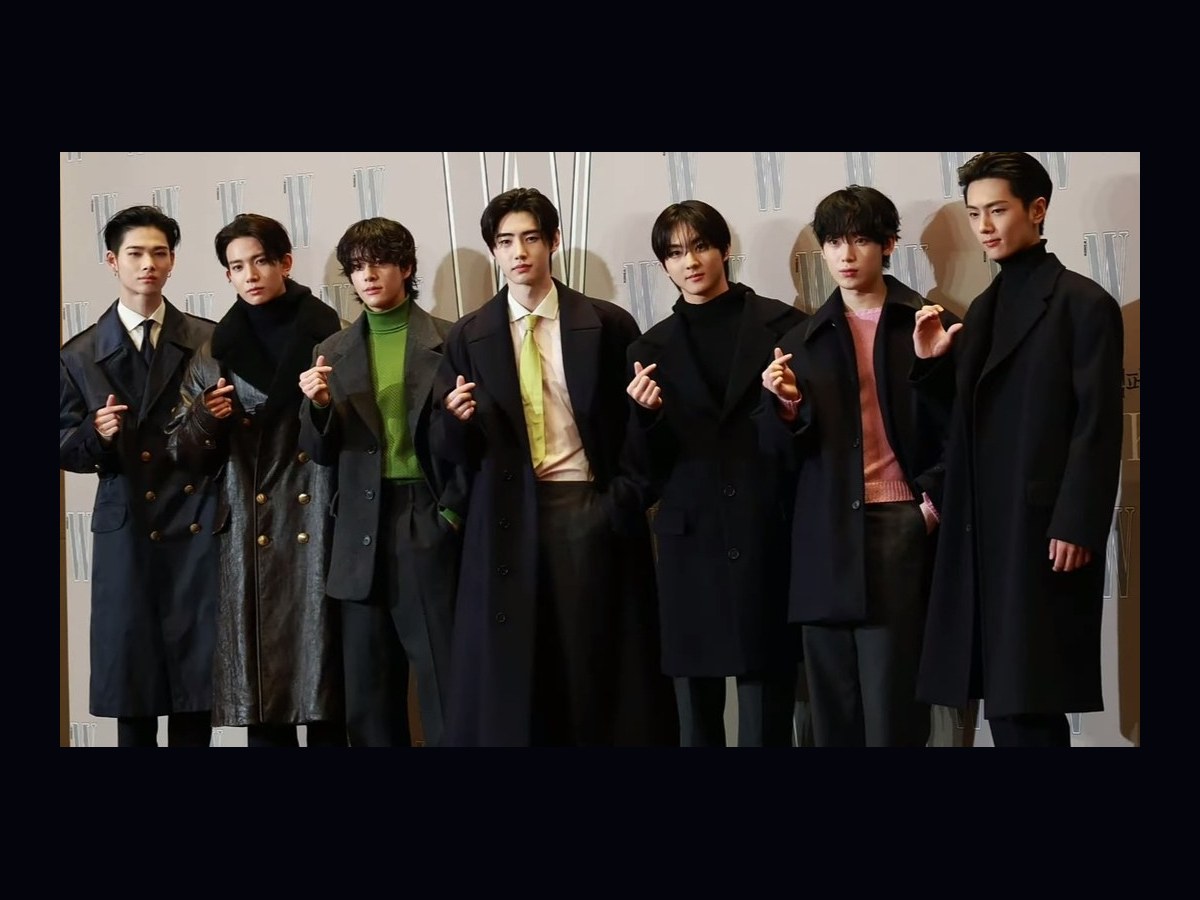 ENHYPEN members together in 2024.